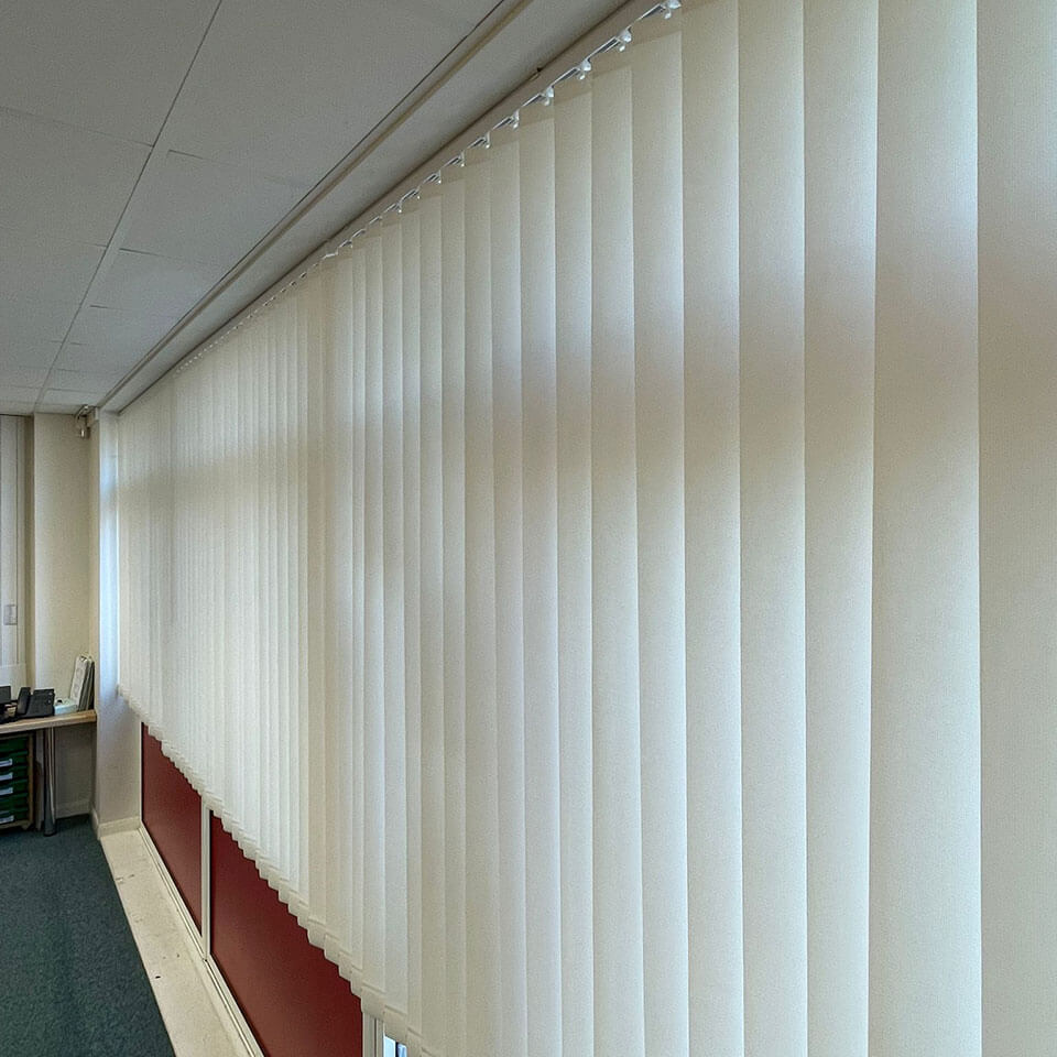 Expertly fitted blinds for panoramic windows